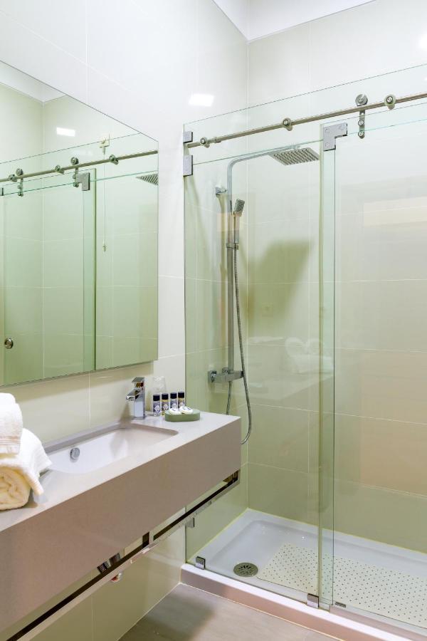 Boutique Mouras Bed & Breakfast Mondim de Basto Exterior photo