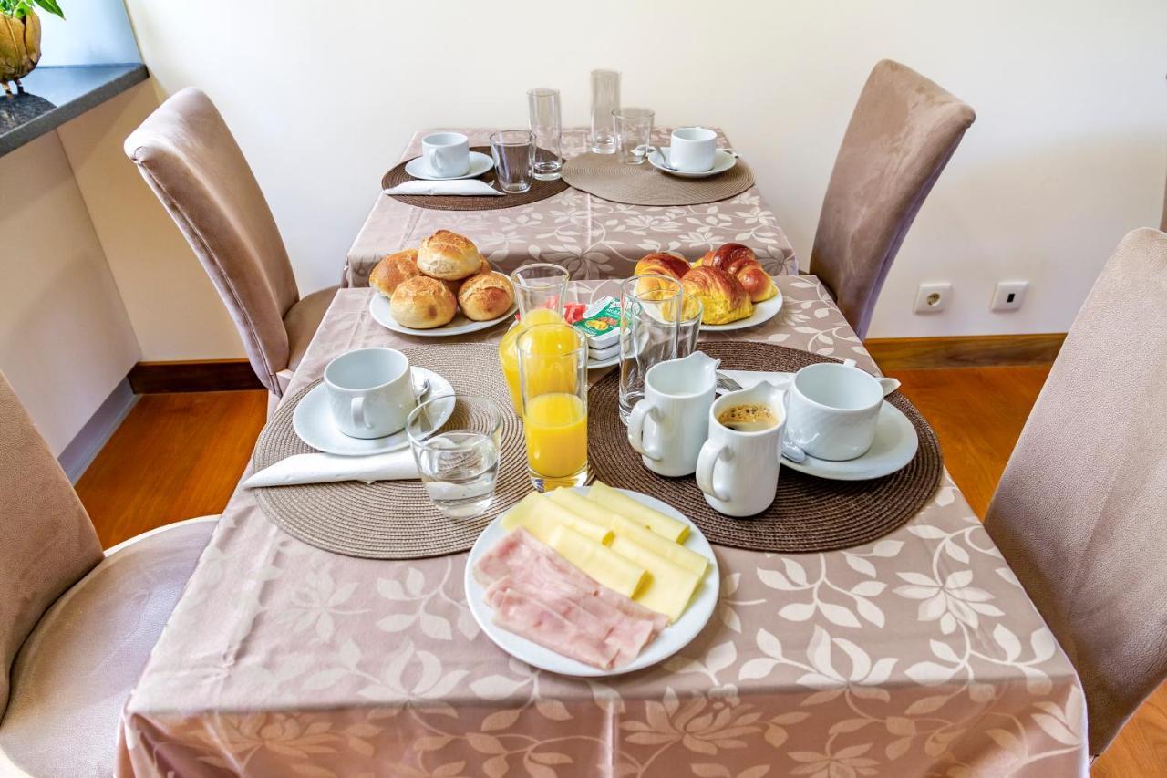 Boutique Mouras Bed & Breakfast Mondim de Basto Exterior photo
