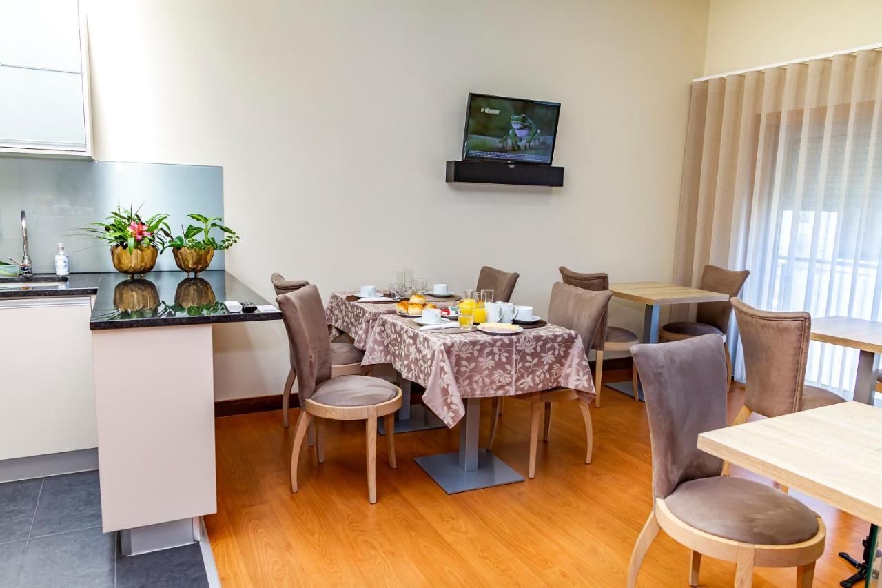 Boutique Mouras Bed & Breakfast Mondim de Basto Exterior photo
